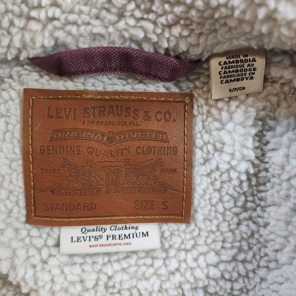 Levis description levi